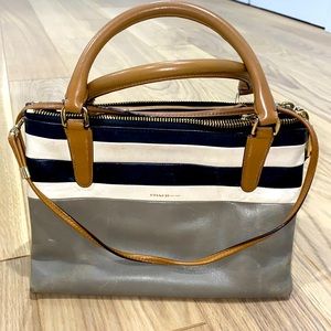 Coach Borough Bag multi color. Soft leather